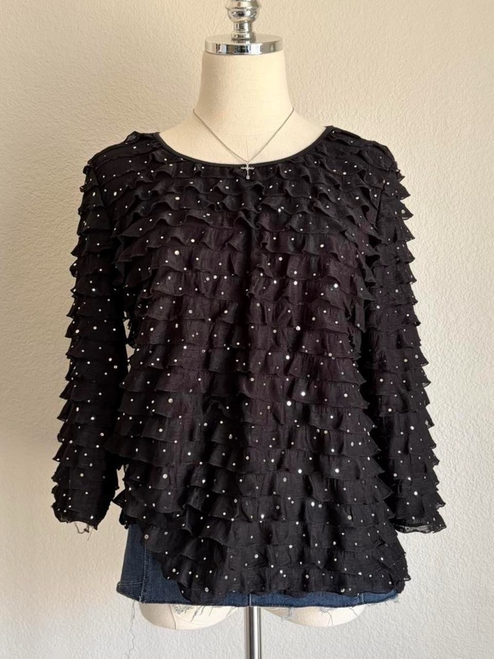 Women’s Black Ruffle Top - Picture 4 of 8
